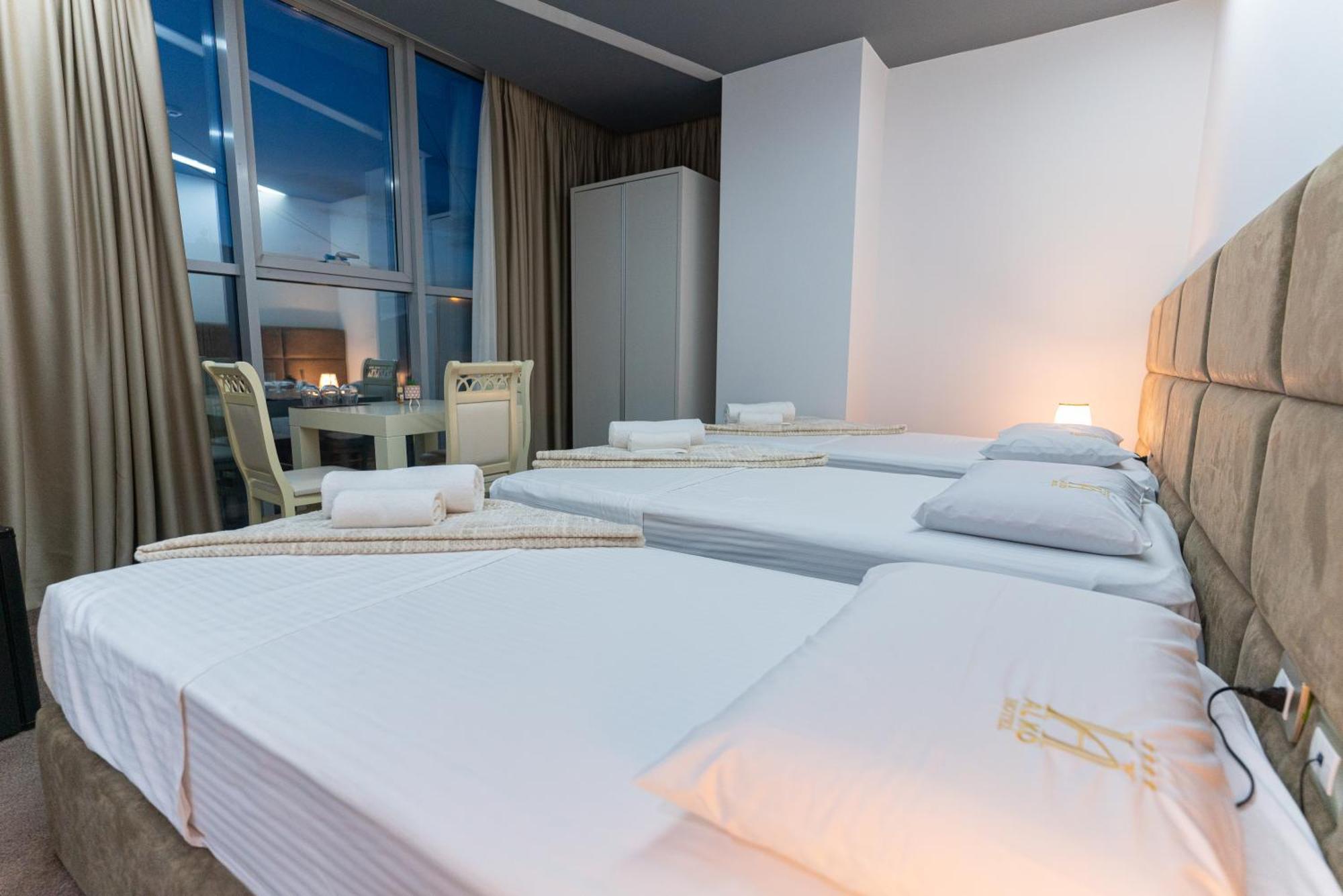 Alko Hotel Shkoder Exterior photo
